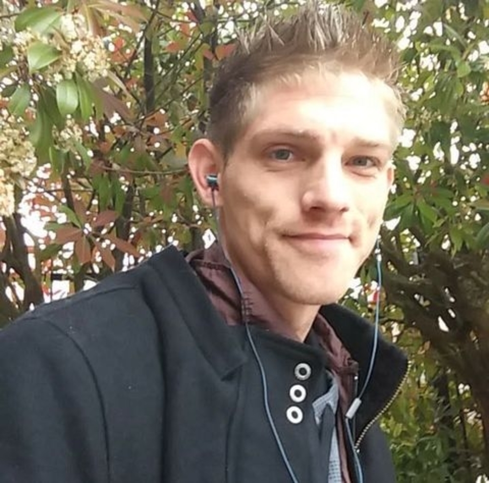 Meet your Posher, Jerik